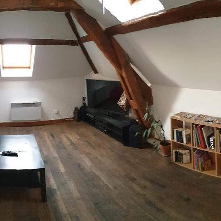 Appartement Agreable 1 A 4 Personnes Chaumont  Exterior photo