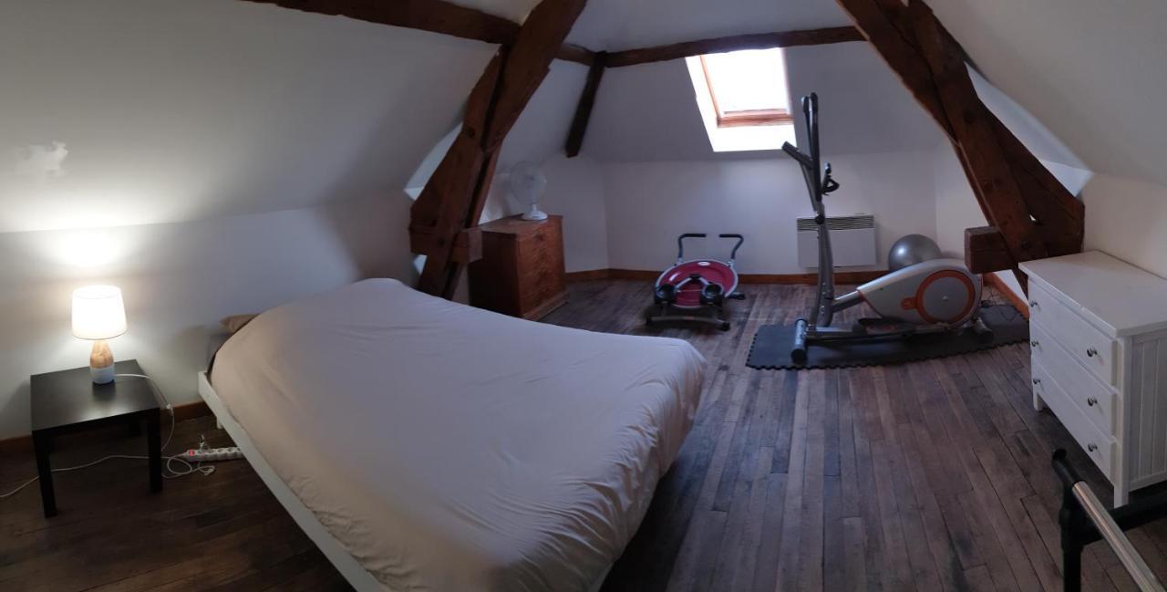 Appartement Agreable 1 A 4 Personnes Chaumont  Exterior photo